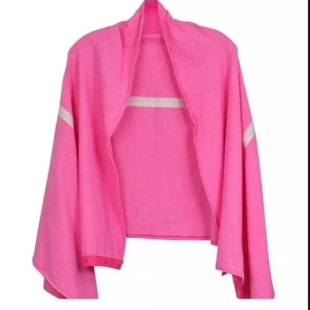 LULULEMON vinyasa wrap in pink and cream